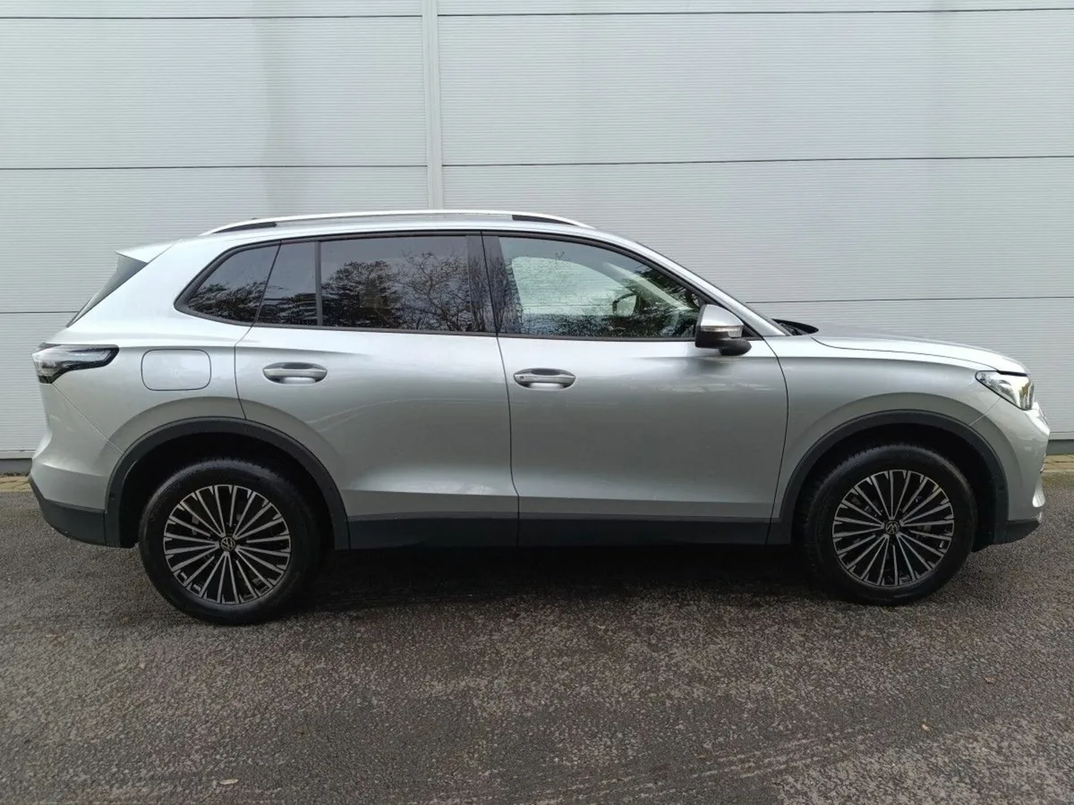 Volkswagen Tiguan Tiguan Edition 75 Match 1.5Tsi P - Image 2