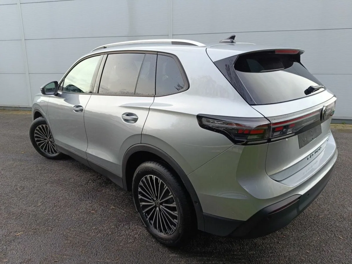 Volkswagen Tiguan Tiguan Edition 75 Match 1.5Tsi P - Image 3