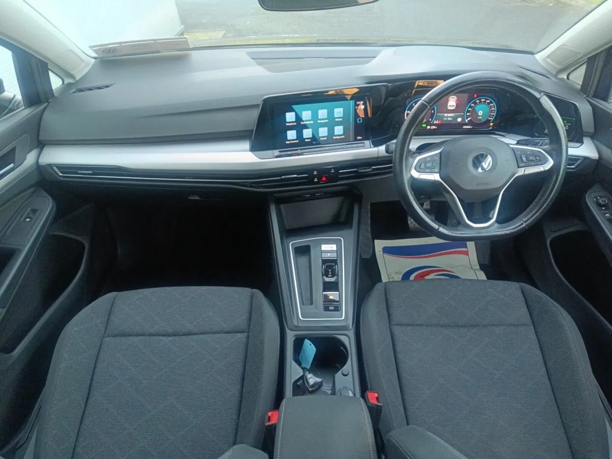 Volkswagen Golf 2.0 TDI 115HP Life DSG Auto 5dr - Image 4