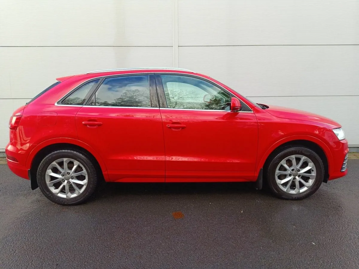 Audi Q3 Q3 2.0 TDI 120 SE 4DR Mint Low Mileage - Image 2