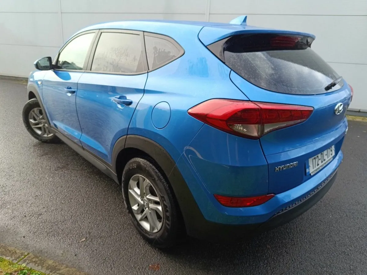 Hyundai Tucson 1.7 CRDi SE 5dr - Image 3