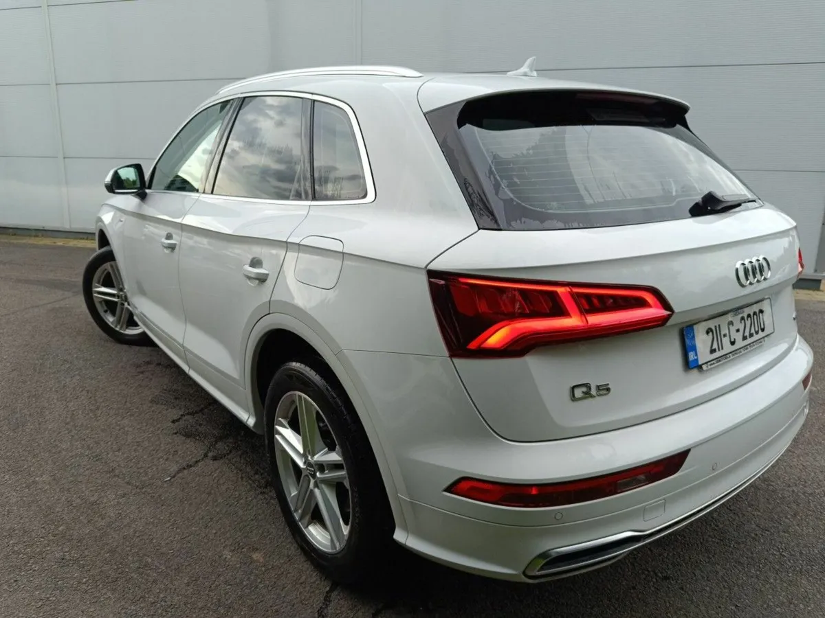 Audi Q5 50TFSI E S-Line Auto 299Bhp PHEv - Image 3