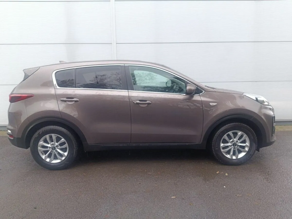 Kia Sportage 1.7CRDi ISG 114BHP 5DR - Image 2