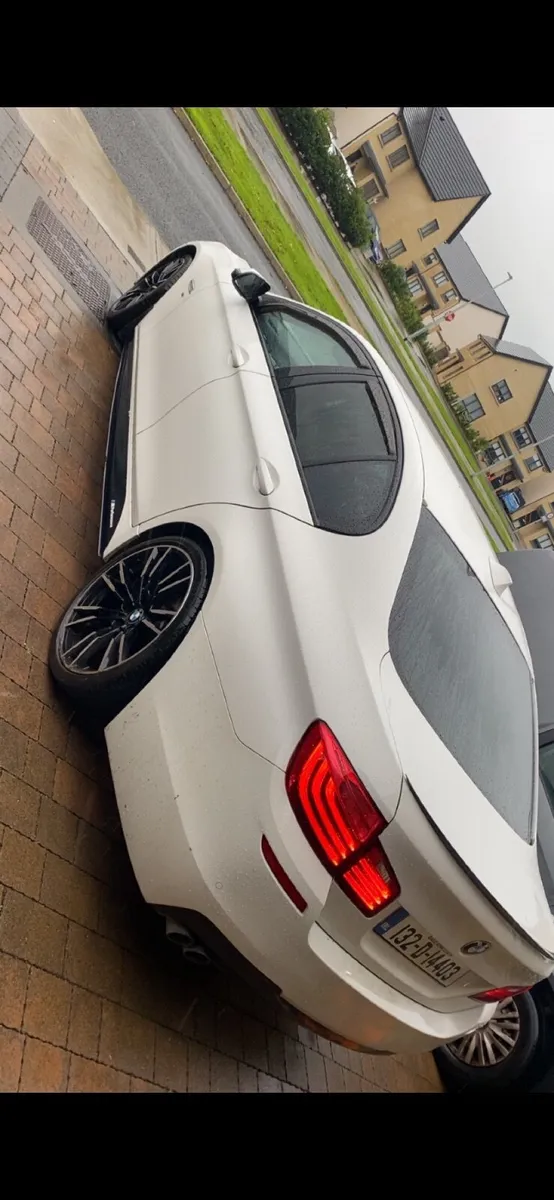 BMW 5-Series 2013 - Image 3