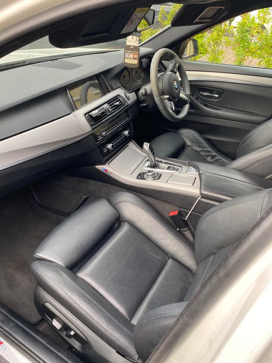 BMW 5-Series 2013 - Image 4