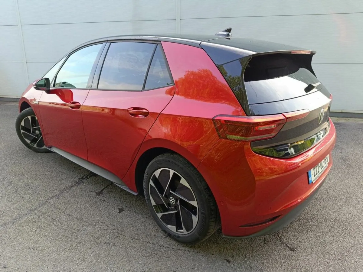 Volkswagen ID.3 Hi spec Family Pro 145HP 58kWh Min - Image 3