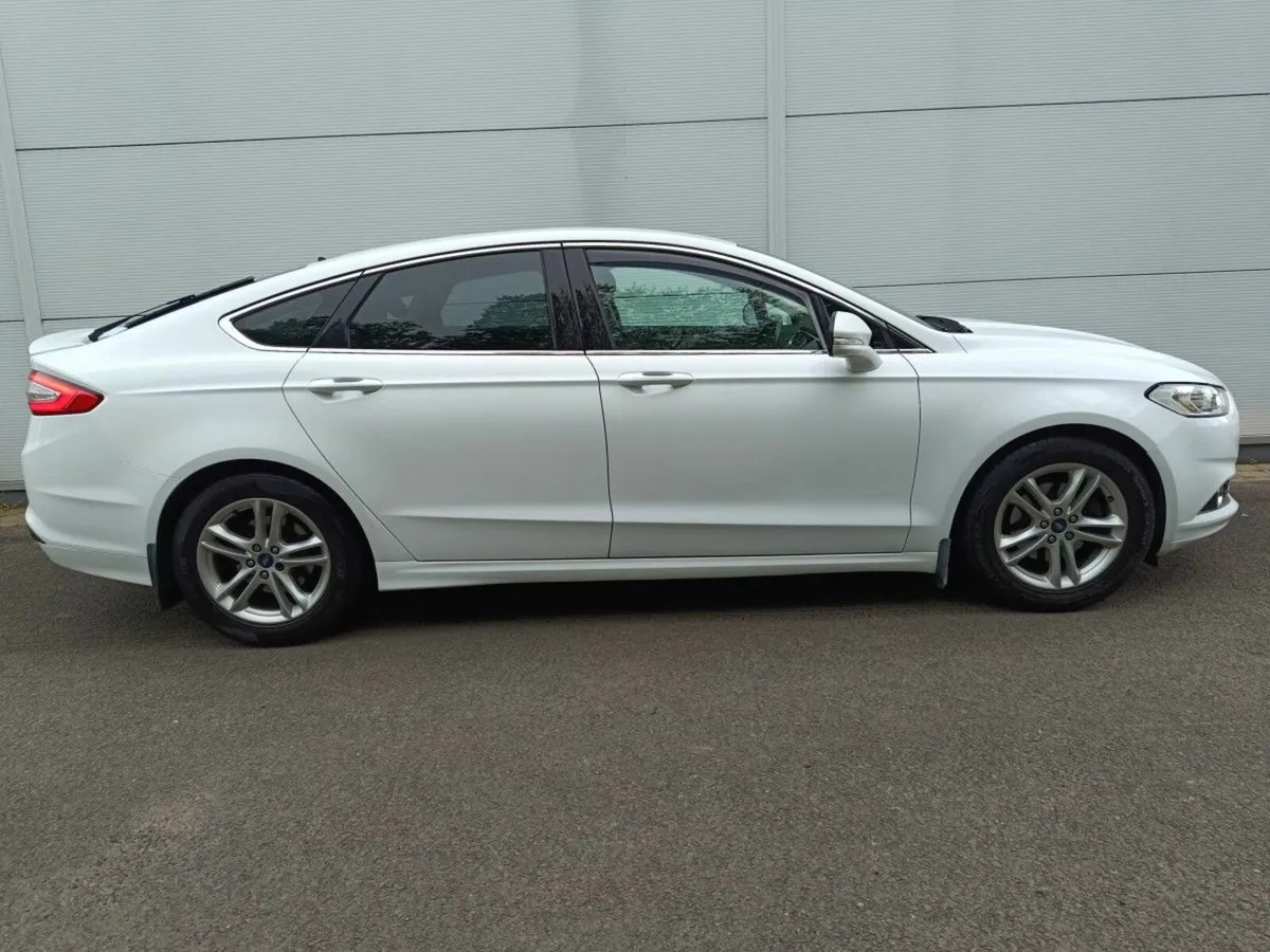 Ford Mondeo **SALE AGREED** 1.6TDCi 115PS Zetec 5d - Image 2