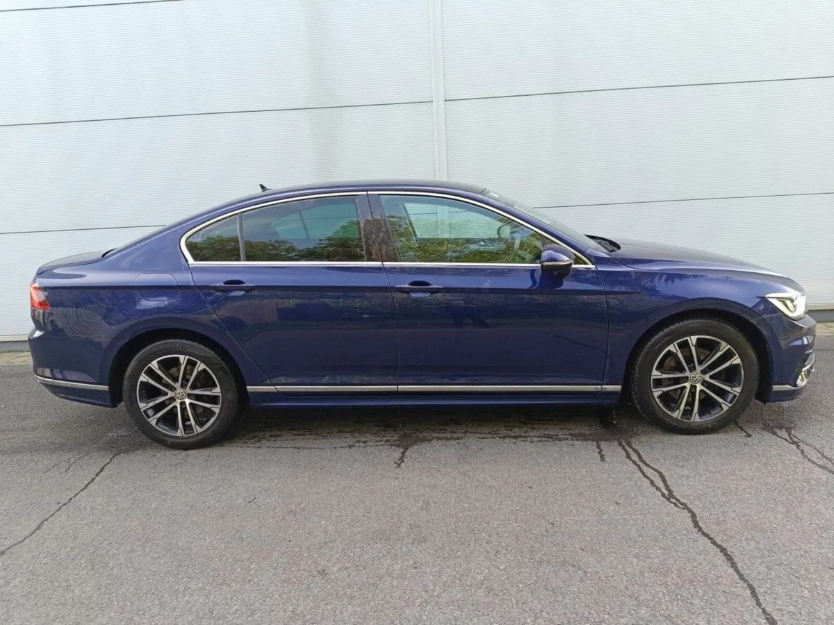 Volkswagen Passat 1.6 TDI 120HP R Line Hi Spec Min - Image 2