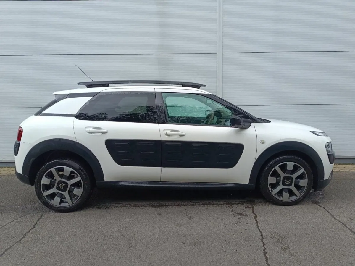 Citroen C4 Cactus 1.6 BlueHDi 100 Feel M6F - Image 2