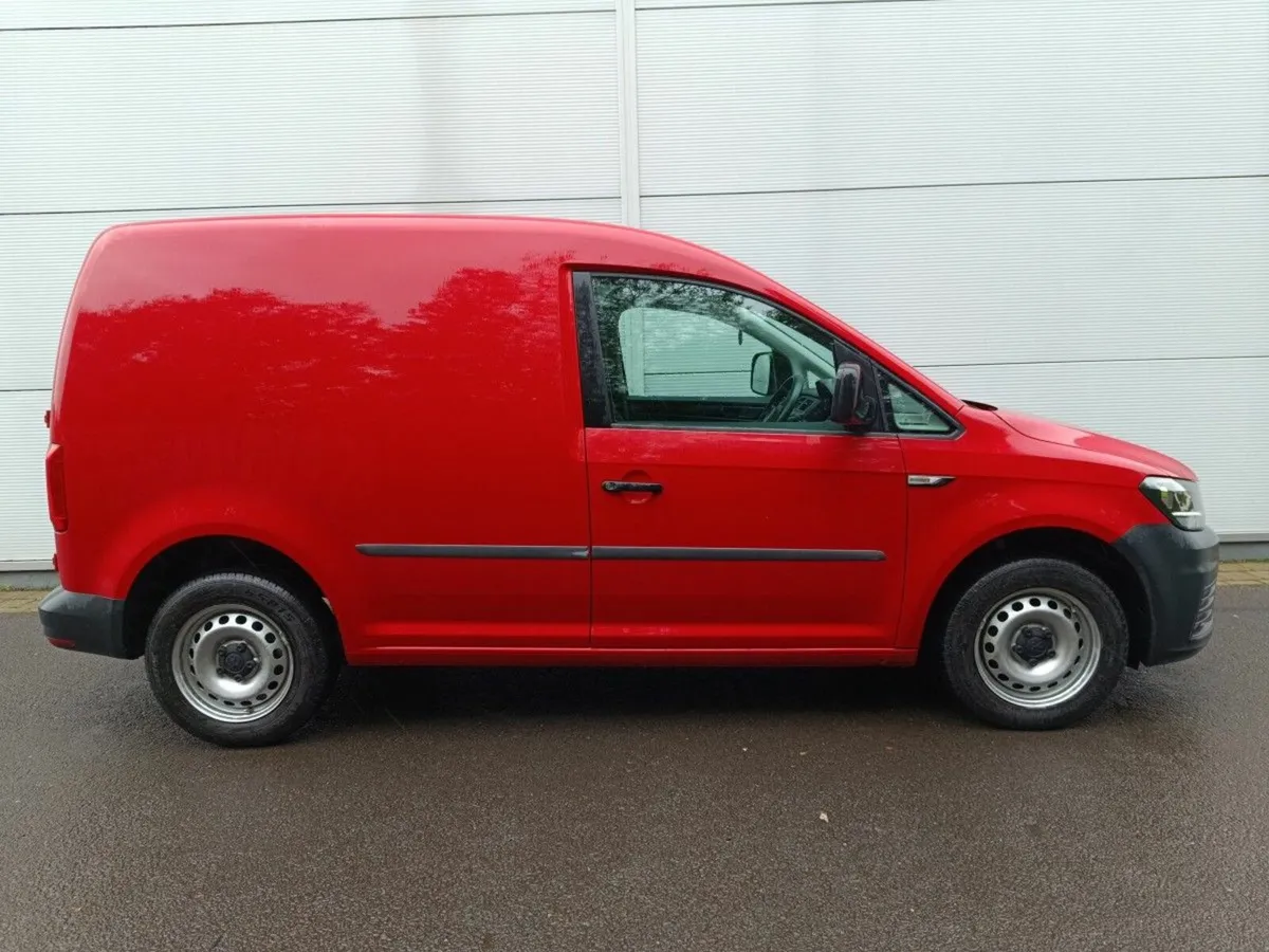 Volkswagen Caddy CADDY TREND 2.0 TDI 75BHP M5F Min - Image 2