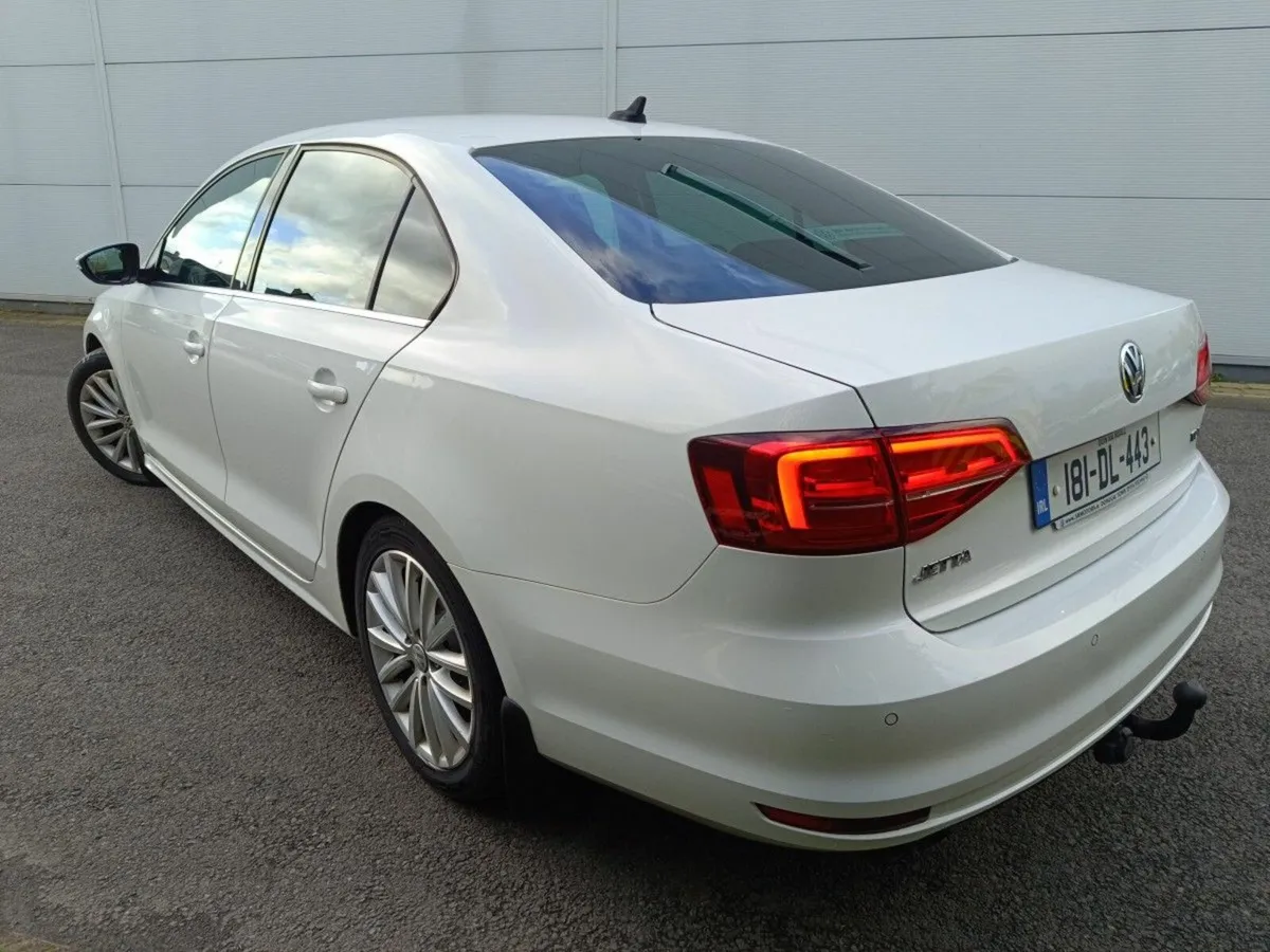 Volkswagen Jetta 2.0 TDI 110HP Highline Mint - Image 3