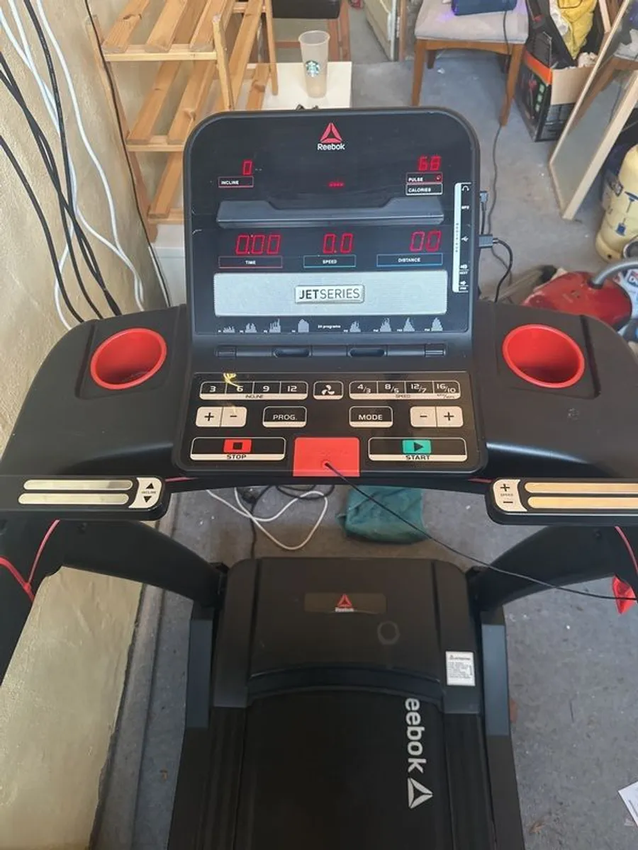 Reebok Jet Series Tredmil - Image 1