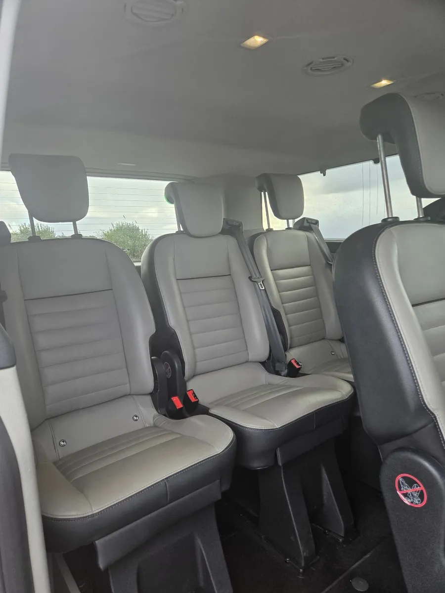 Ford Tourneo Custom 2023 - Image 3