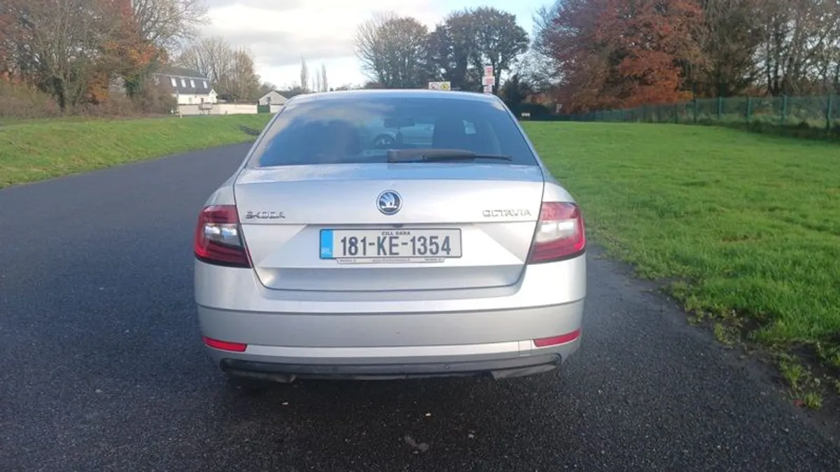 2018 Skoda Octavia - Image 2