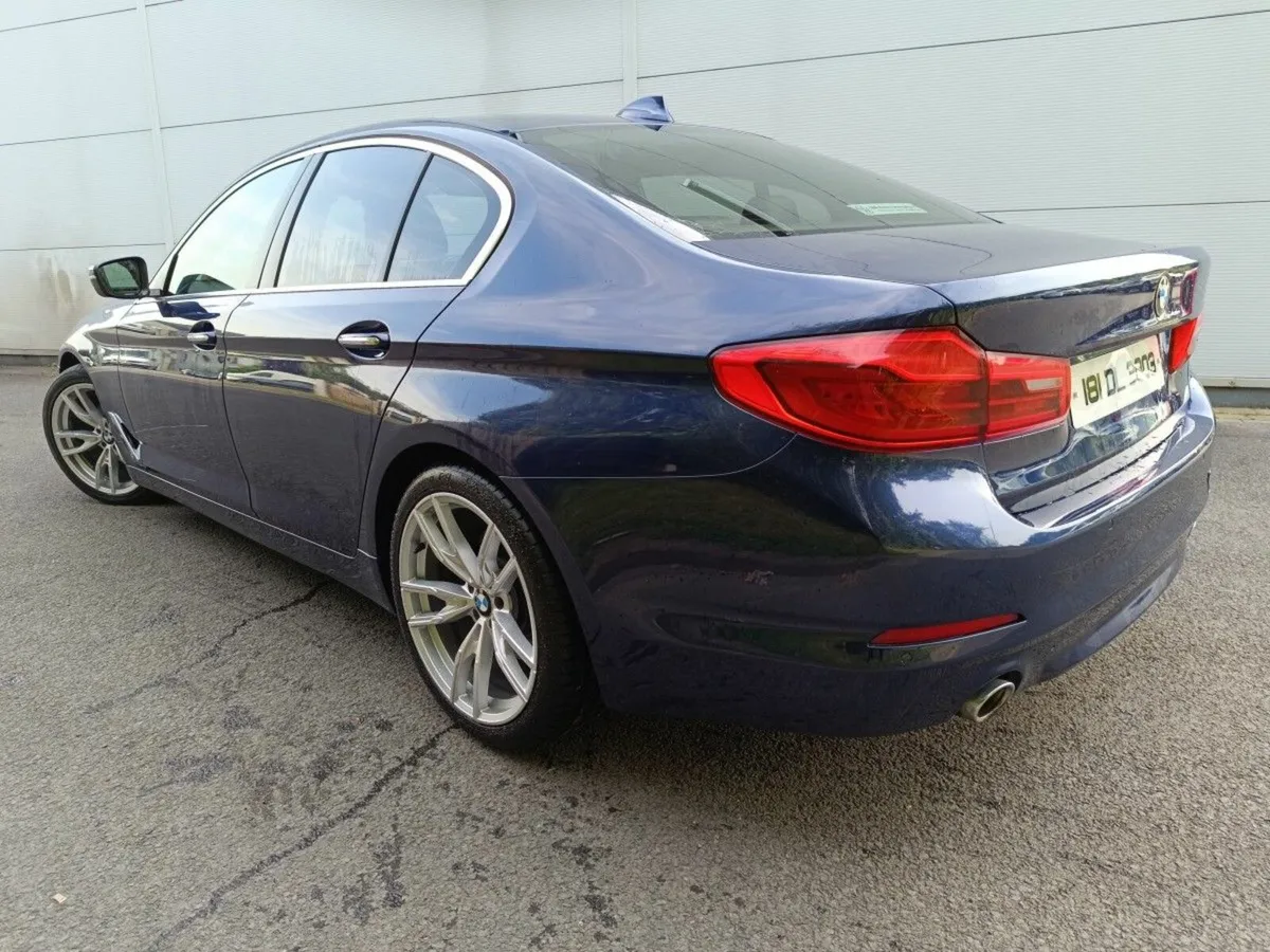 BMW 5-Series 520D Sport SE Auto 4dr - Image 3