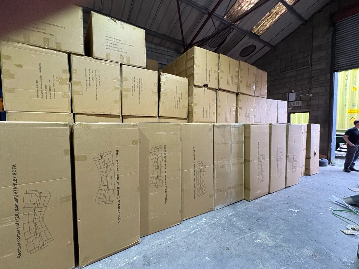 Brand new Recliner sofa with cup holder - Image 4