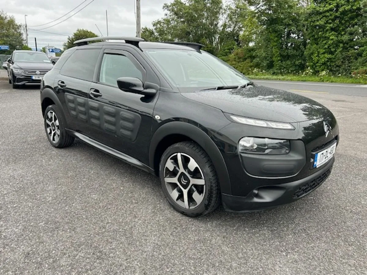 Citroen C4 Cactus BlueHDi 120 S&S EAT6 Feel Auto - Image 1