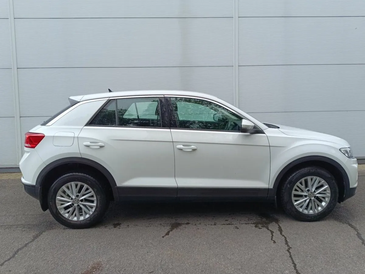 Volkswagen T-Roc 1.0 TSI 115bhp T-Roc - Image 2