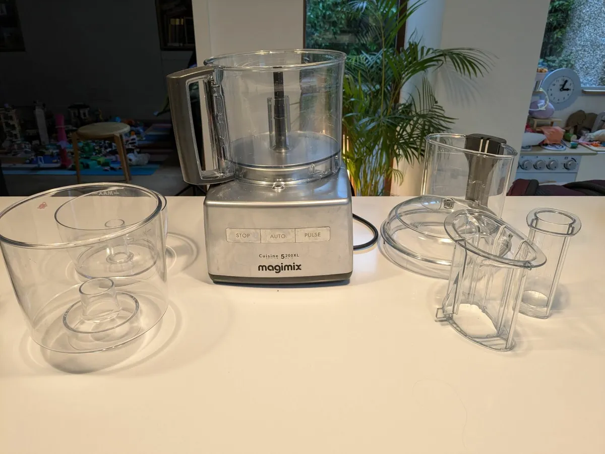 Magimix 5200XL Food Processor - Image 2