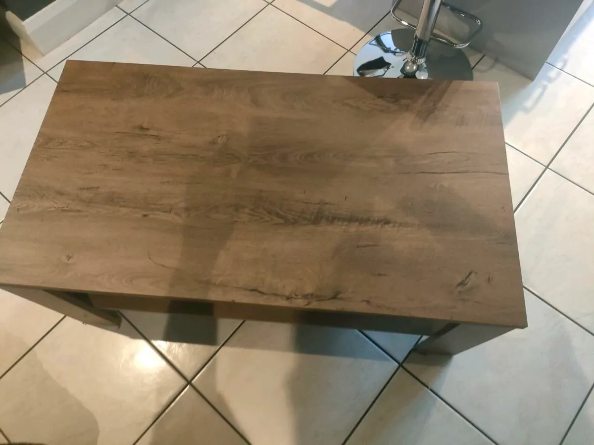 Oak coffee table - Image 2