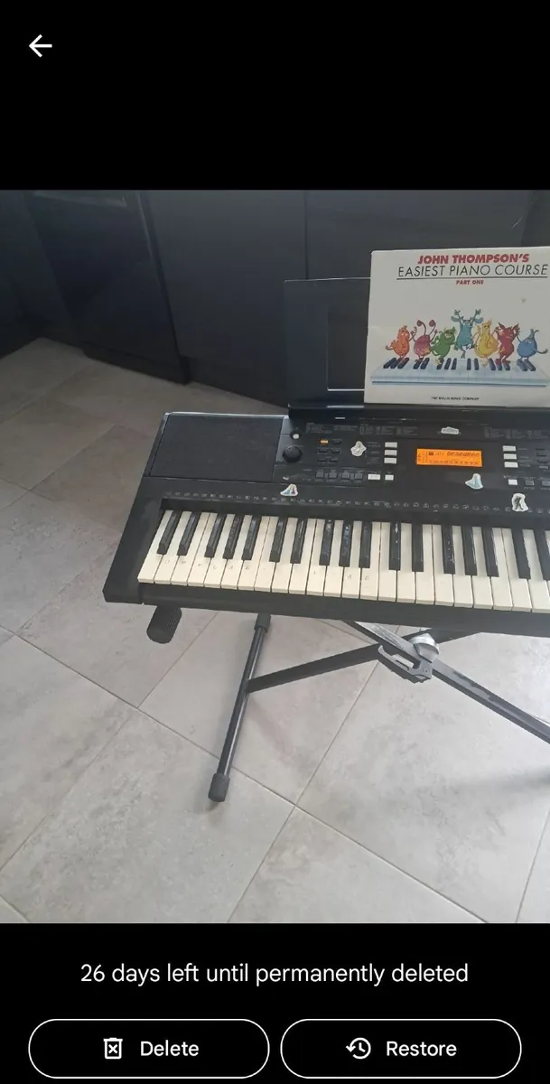 Yamaha keyboard - Image 4