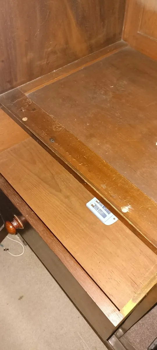 Large Victorian Mahogany Wardrobe - Image 4