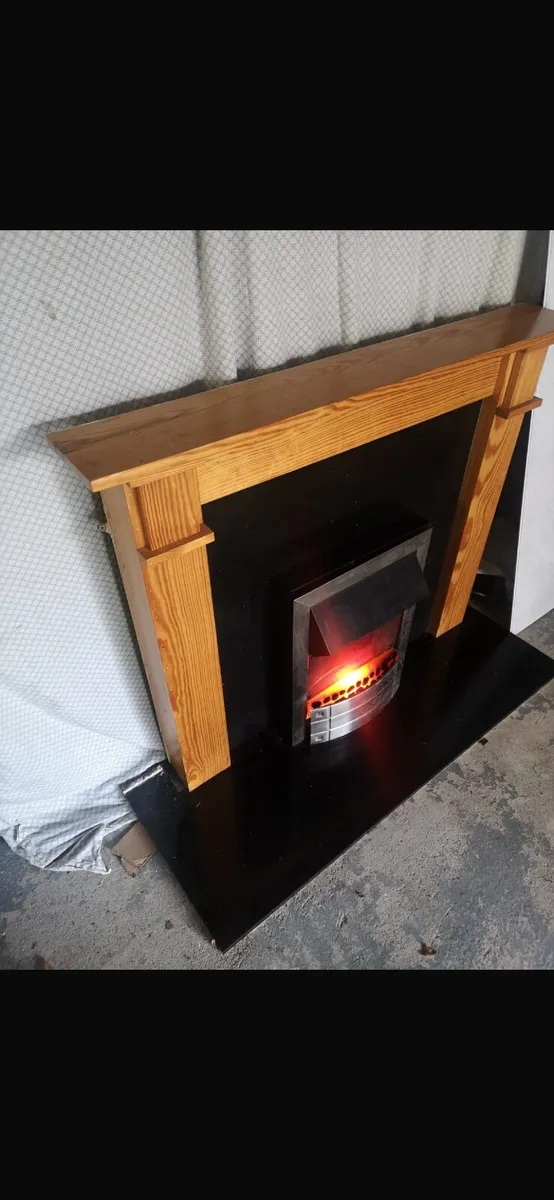 Fire insert and surround - Image 2