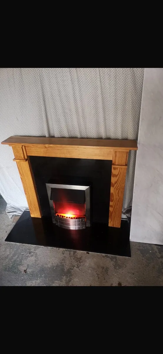 Fire insert and surround - Image 3