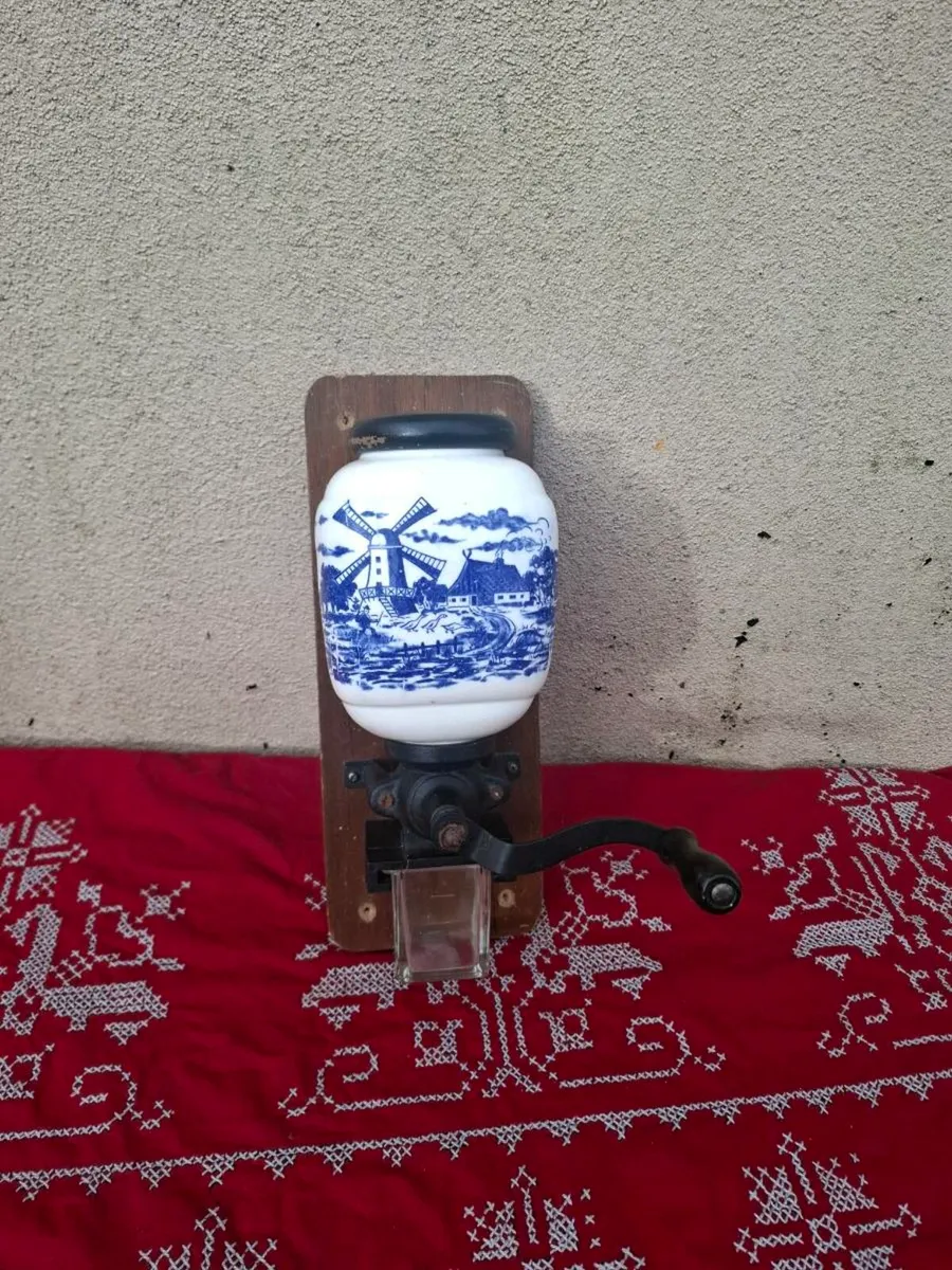 Wall coffee grinder postage possible - Image 2