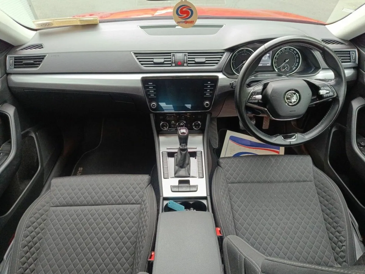 Skoda Superb **SALE AGREED** SUPERB AMB 2.0TDI 122 - Image 4