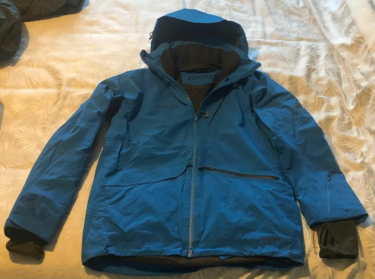 Men's Mammut Gore-Tex Ski Jacket & Salopettes - Image 1