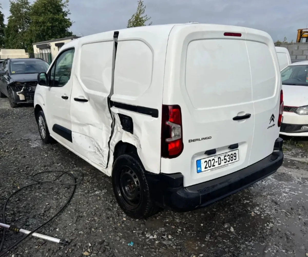 2020 Citroen Berlingo 1.5 Diesel Driving - Image 2