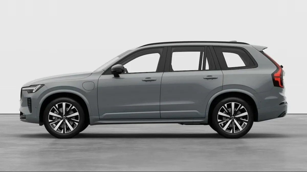 Volvo XC90 T8 PLUS DARK *ORDER NOW* €190 P/W ON PC - Image 4