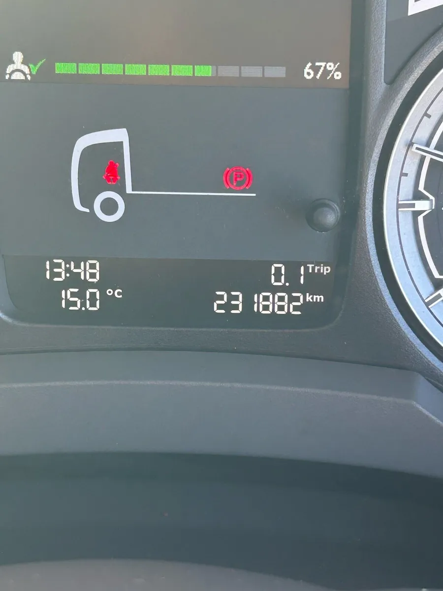 DAF 14ton box body - Image 3