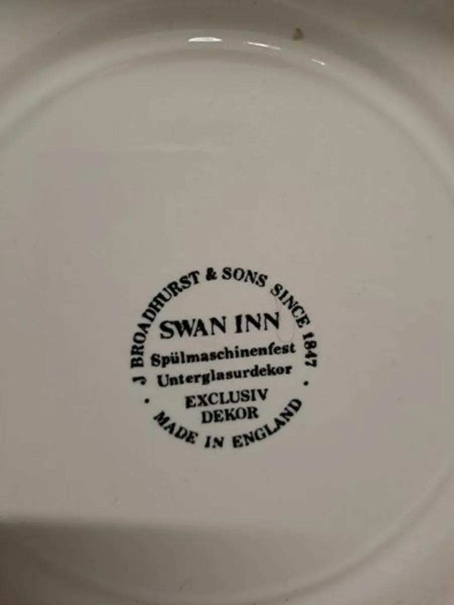 Swan Inn J Broadhurst plate - Image 3