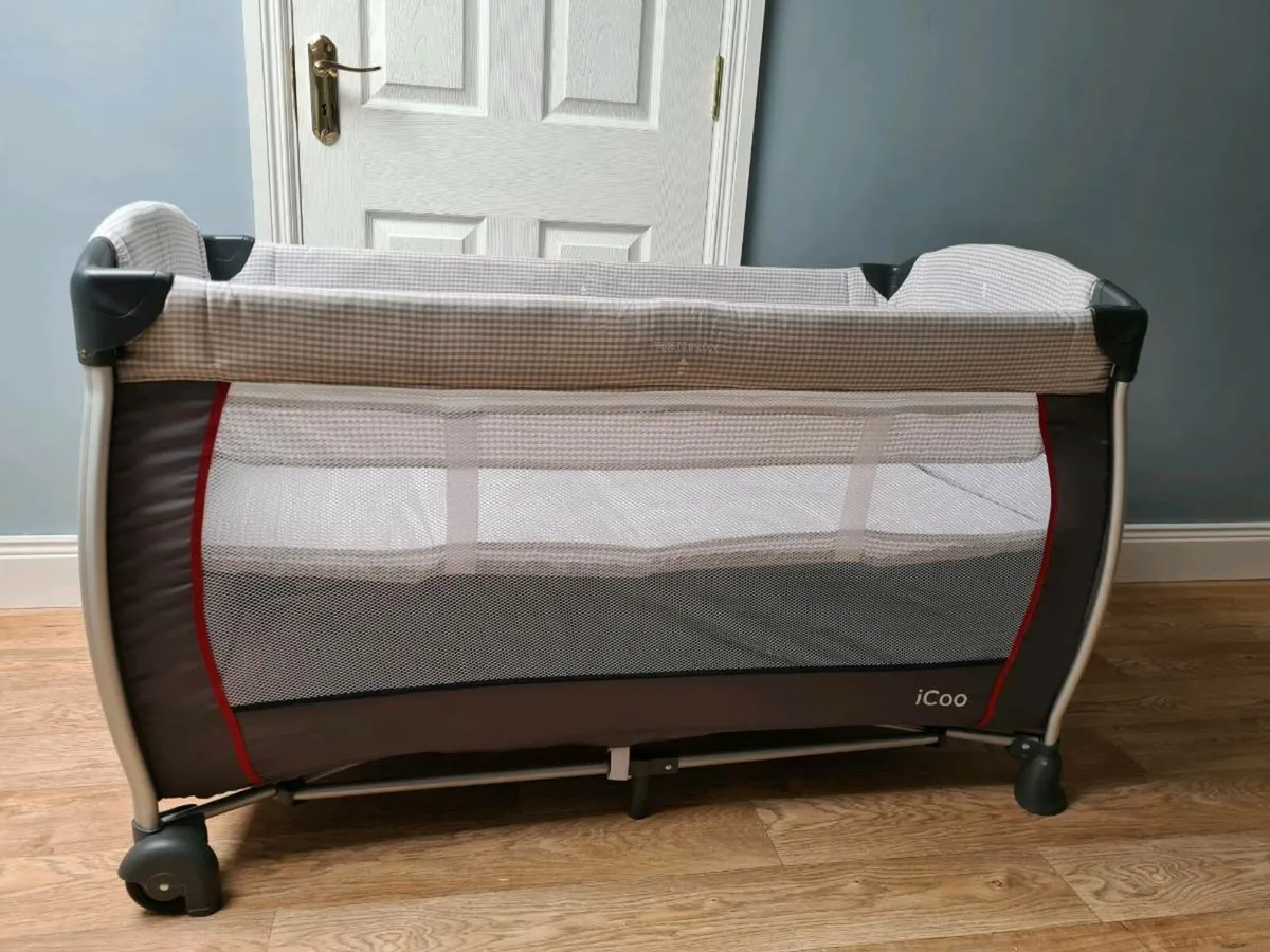 iCoo Travel Cot - Image 3