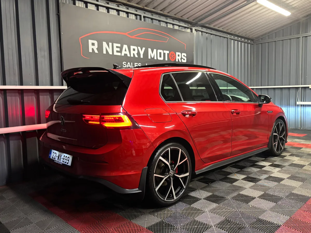 2022 Volkswagen Golf 2.0 TDI 200HP GTD DSG - Image 3