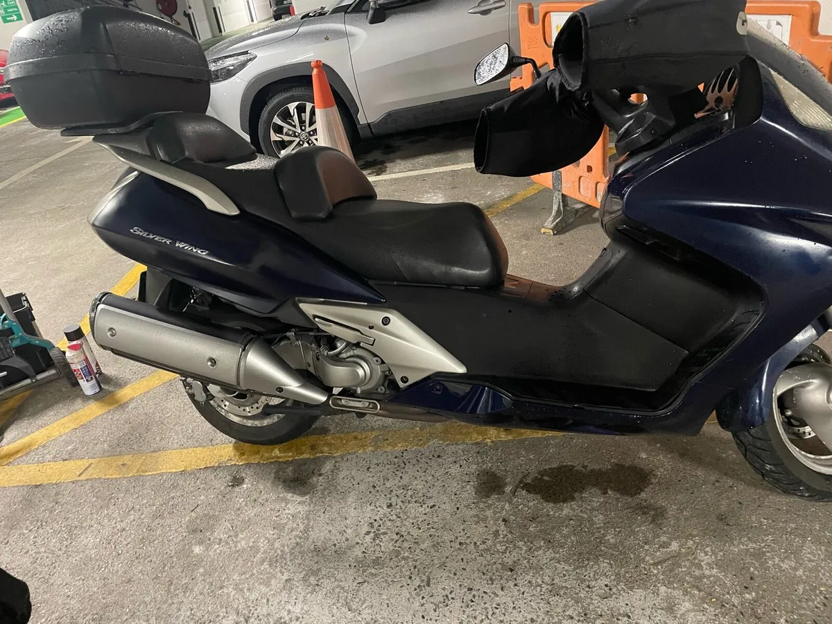 Honda silverwing - Image 2