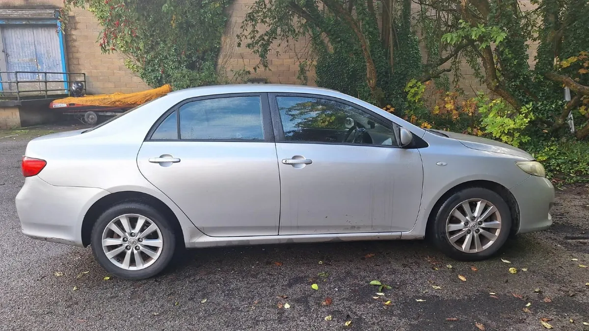 Toyota Corolla 2008 - Image 2