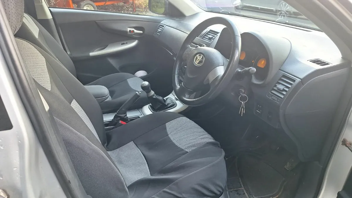 Toyota Corolla 2008 - Image 3