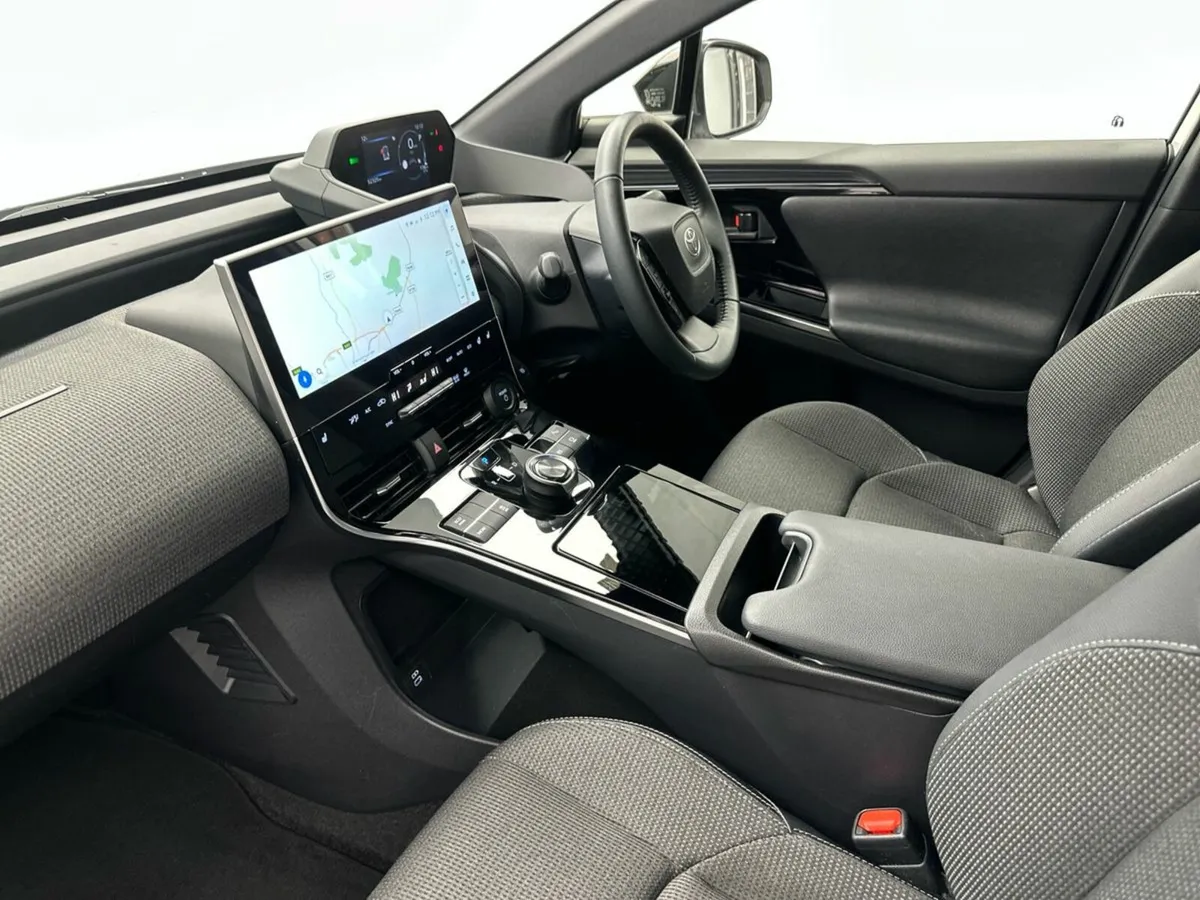 Toyota bZ4X SPORT *FREE HAMPER* €90 P/W - Image 4