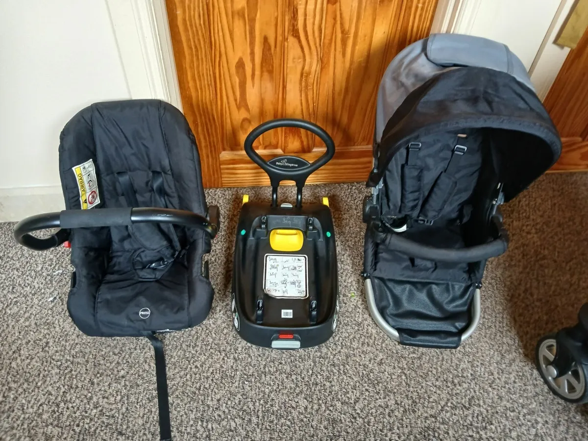 3 in 1 Buggie , pram  , isofix seat - Image 2