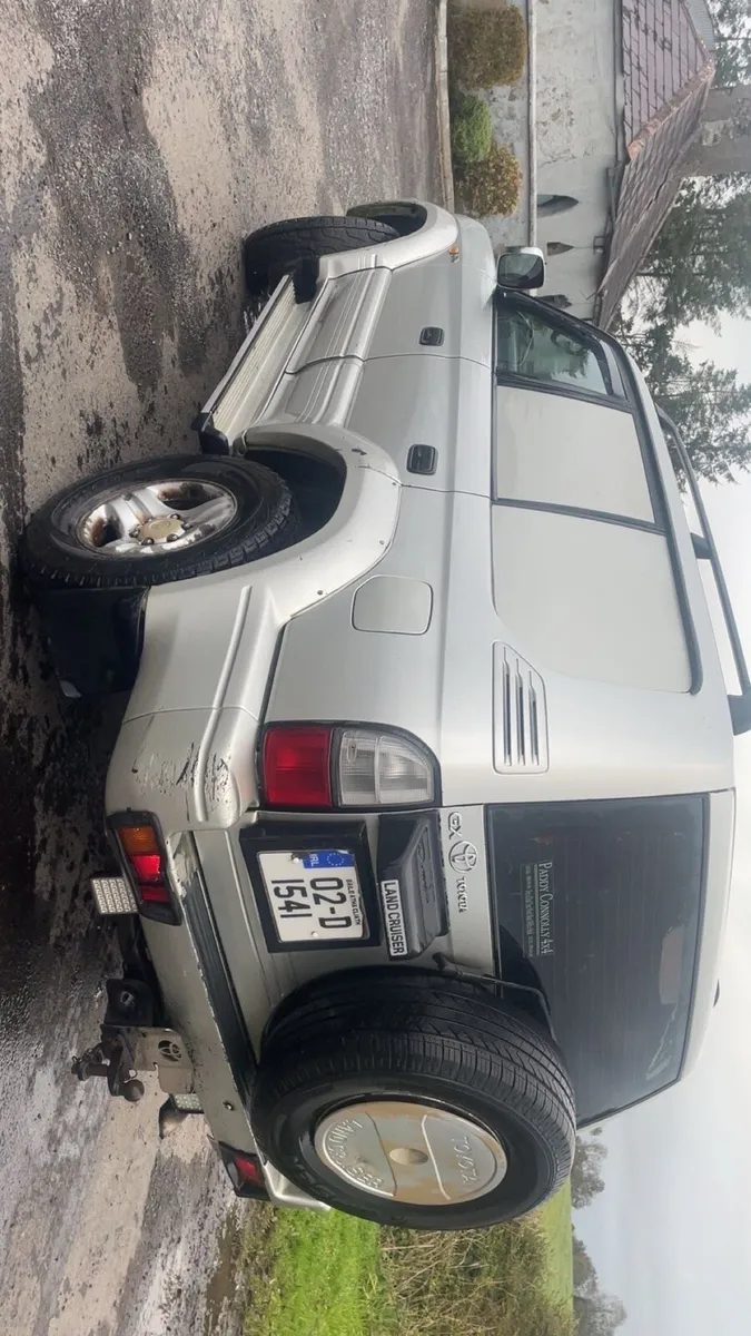 Toyota Land Cruiser - Image 4