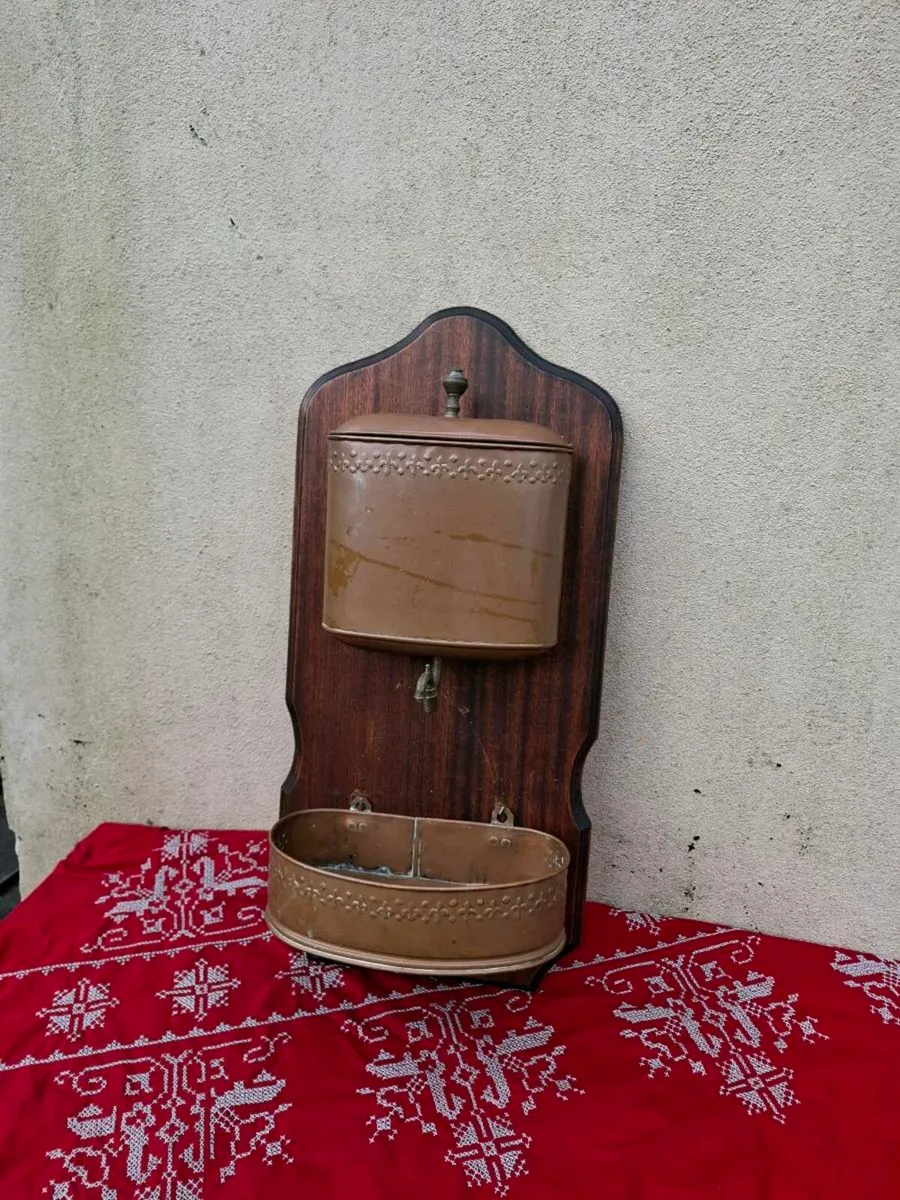 Decorative copper fountain - Image 1