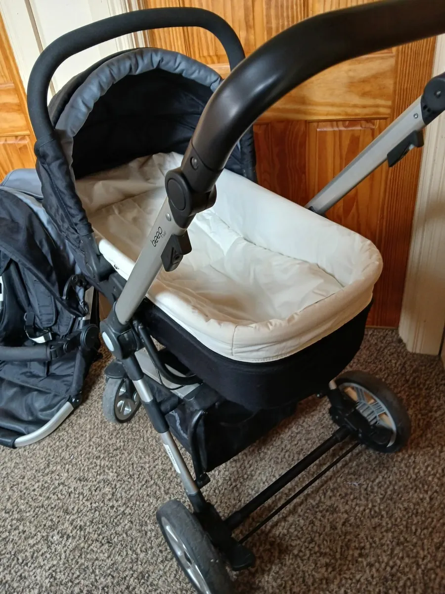 3 in 1 Buggie , pram  , isofix seat - Image 3