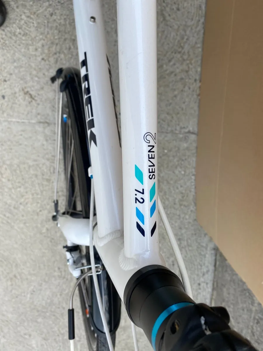 Trek ladies bicycle - Image 1