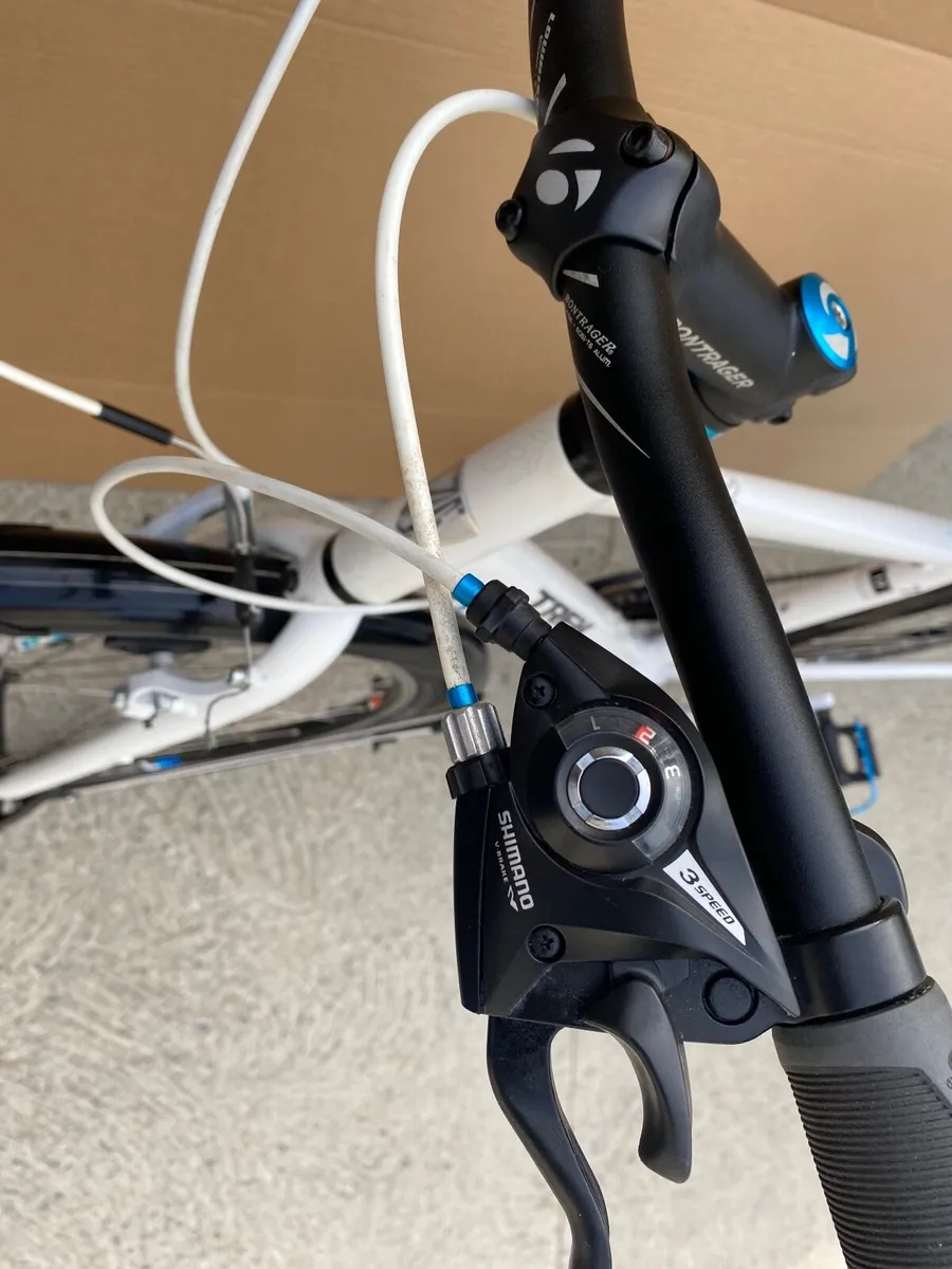 Trek ladies bicycle - Image 3