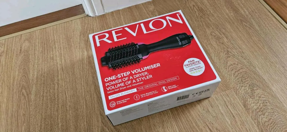 Revlon hair dryer and volumiser - Image 1