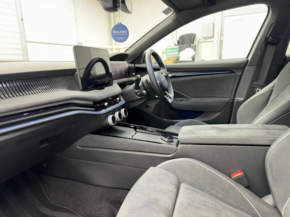 Skoda Superb 2.0TDI DSG SPORTLINE *FREE HAMPER* €1 - Image 4