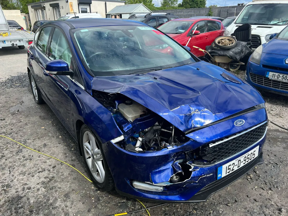 2015 ford focus 1.0 petrol only 114 kms - Image 3